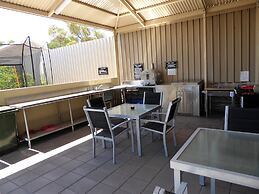 Streaky Bay Motel and Villas