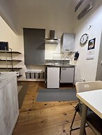 Studio Apartments Centro Storico Via Manno