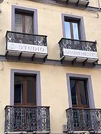 Studio Apartments Centro Storico Via Manno