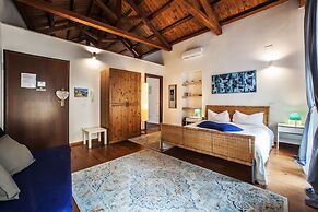 Studio Apartments Centro Storico Via Manno