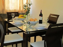 Cerenata Gardens Suites