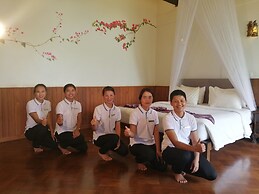 Spring Lodge Inle