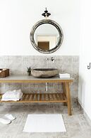 Akotika boutique Old City Apartments