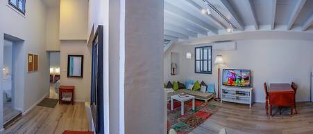 Akotika boutique Old City Apartments