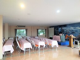 Khao Saming Paradise Resort