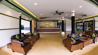 Amazing Inlay Resort