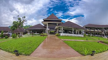 Amazing Inlay Resort