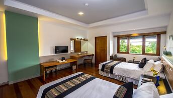 Amazing Inlay Resort