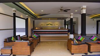 Amazing Inlay Resort