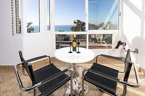 Rentcostadelsol Malaga-El Palo