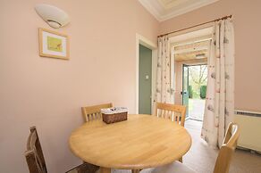 Cardross Estate Holiday Cottages