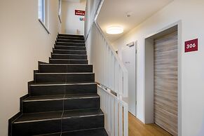 Signature East Hotel Apartment