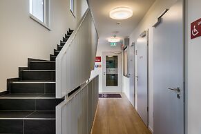 Signature East Hotel Apartment