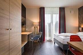 Signature East Hotel Apartment