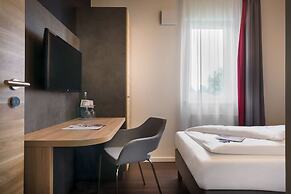 Signature East Hotel Apartment