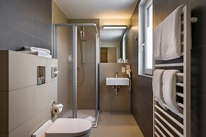 Signature East Hotel Apartment