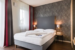 Signature East Hotel Apartment