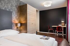 Signature East Hotel Apartment