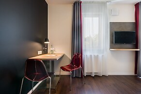 Signature East Hotel Apartment