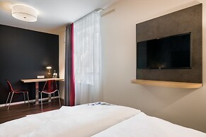Signature East Hotel Apartment