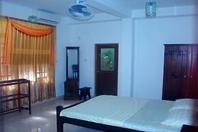 Hotel Elephant Lobby