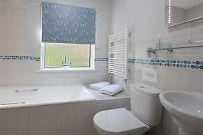 Green Door - Lower Tregudda