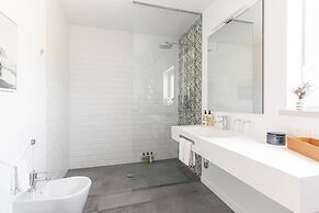 EMCASA Boutique Guesthouse