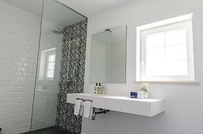 EMCASA Boutique Guesthouse