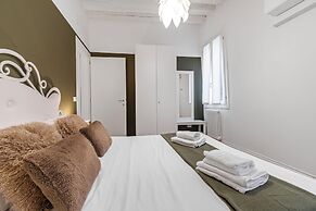 Ca’ d’Oro Cozy Suite by Wonderful Italy