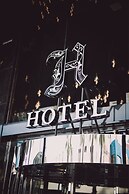 H Hotel