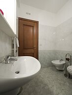 Venice Style Apartments