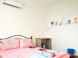 H Homestay - 500Mbps Wifi, Full Astro & Private Parking