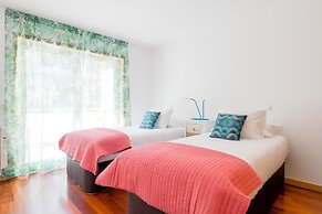 Pretty Porto Apartment by Soulsharing