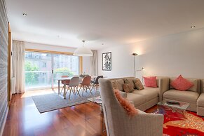 Pretty Porto Apartment by Soulsharing