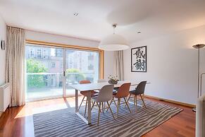 Pretty Porto Apartment by Soulsharing