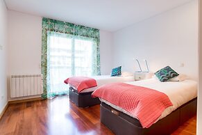 Pretty Porto Apartment by Soulsharing