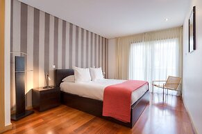 Pretty Porto Apartment by Soulsharing