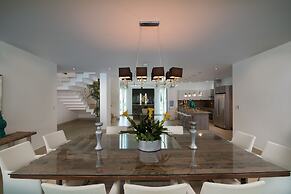 The Cliff 6 Bed Villa