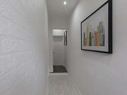Townhouse Plus @ 40 West St