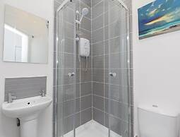 Townhouse Plus @ 40 West St