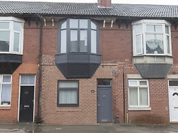 Townhouse Plus @ 40 West St