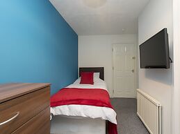 Townhouse Plus @ 40 West St