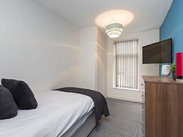 Townhouse Plus @ 40 West St