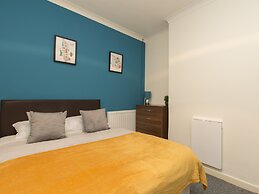 Townhouse Plus @ 40 West St