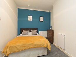 Townhouse Plus @ 40 West St