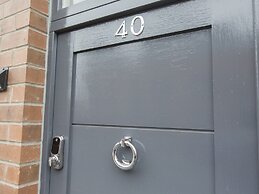 Townhouse Plus @ 40 West St