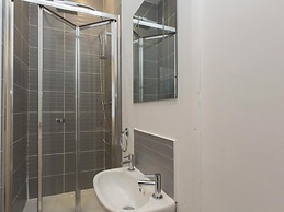 Townhouse Plus @ 40 West St