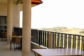Al Sakhra Hotel
