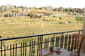 Al Sakhra Hotel