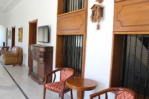 Al Sakhra Hotel